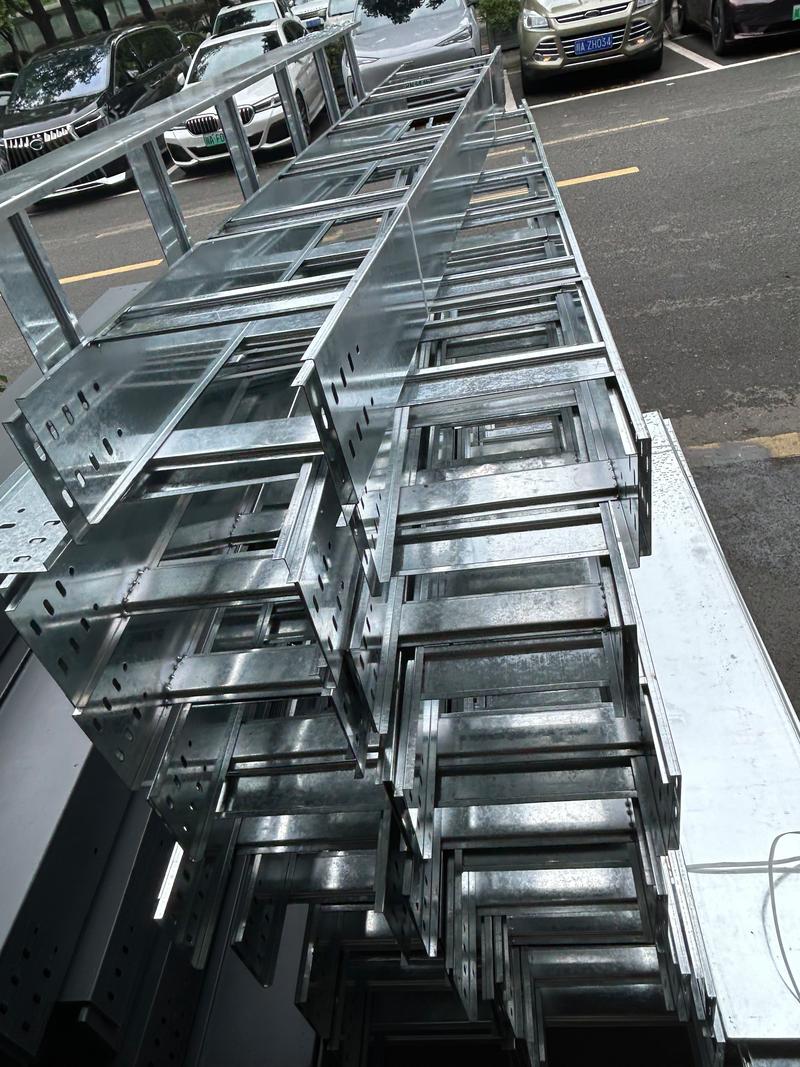 網格電纜橋架：智慧建筑中的隱形脈絡守護者